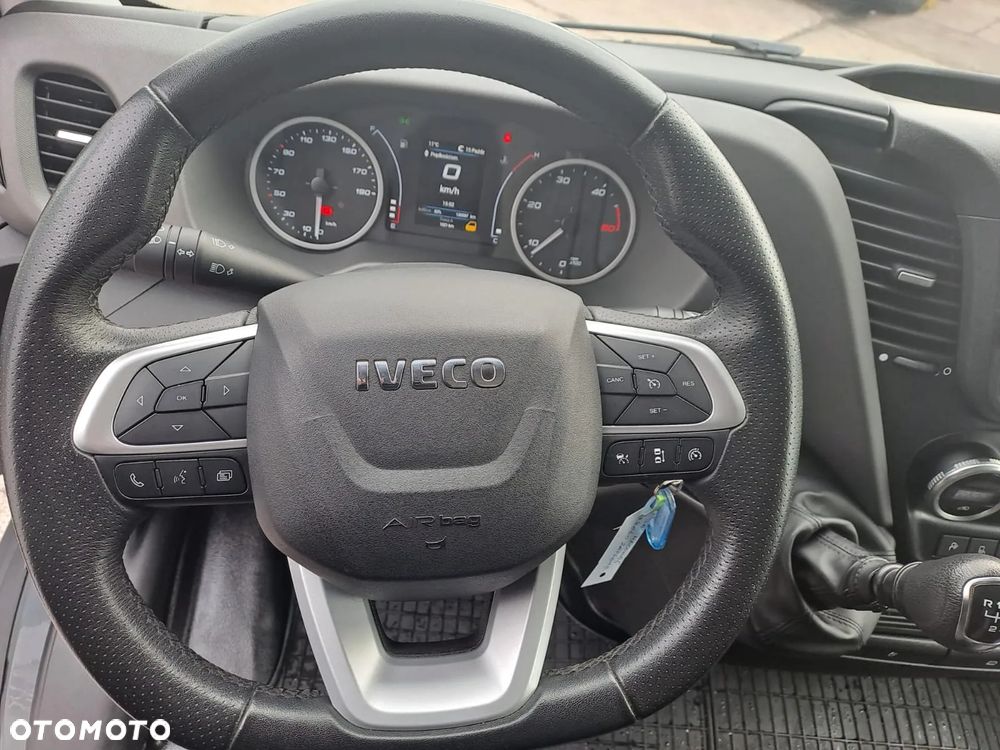 Iveco Daily  kamera , aktywny tempomat,  LED, HAK - 7