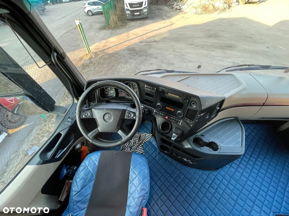 Mercedes-Benz Actros - 15