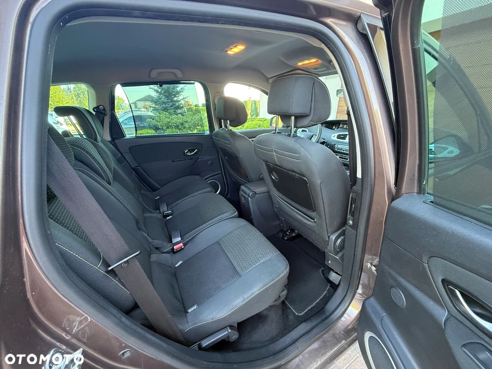 Renault Grand Scenic - 18