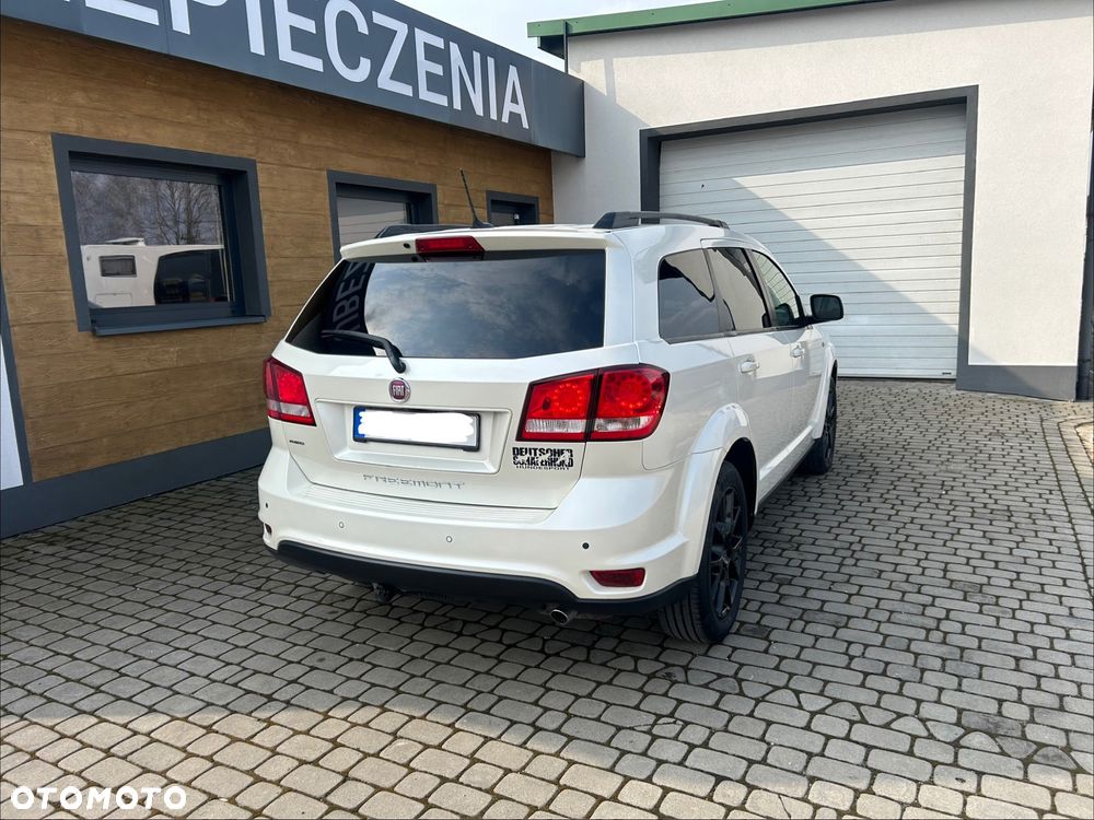 Fiat Freemont 2.0 Multijet 16V DPF Automatik Allrad Black Code - 26