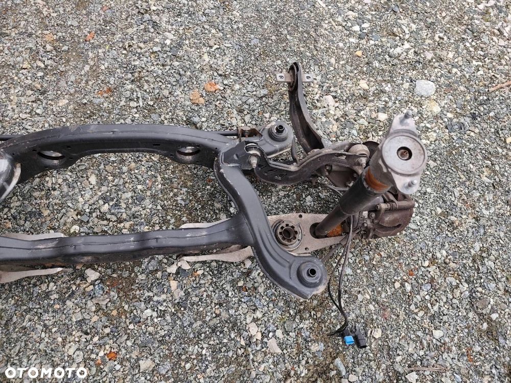 MERCEDES W246 TYLNY WÓZEK BELKA ZWROTNICA L+P KOMPLET - 3