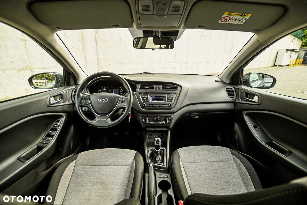 Hyundai i20 1.4 Active - 21
