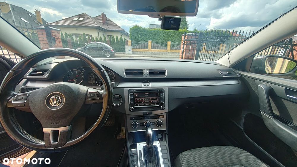 Volkswagen Passat 1.8 TSI Comfortline DSG - 10