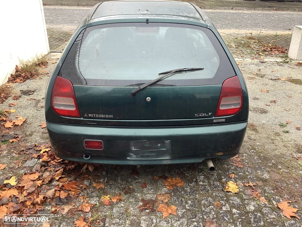 Mitsubishi Colt 1.3i 75cv 1997 - Para peças - 1