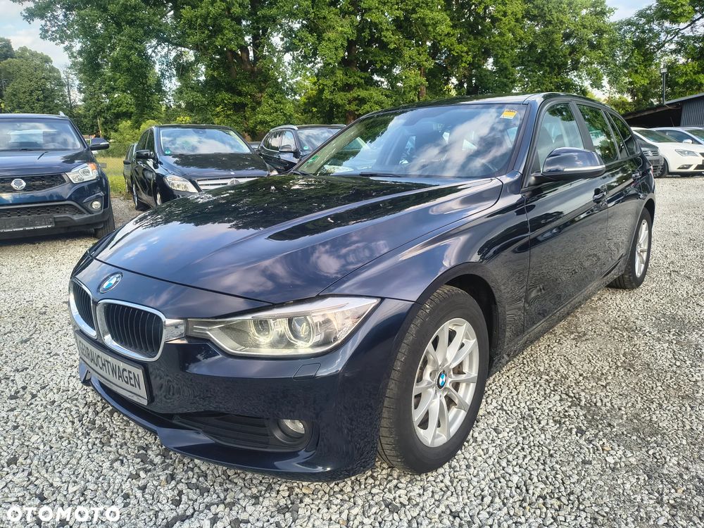 BMW Seria 3 320d DPF Edition Sport - 2