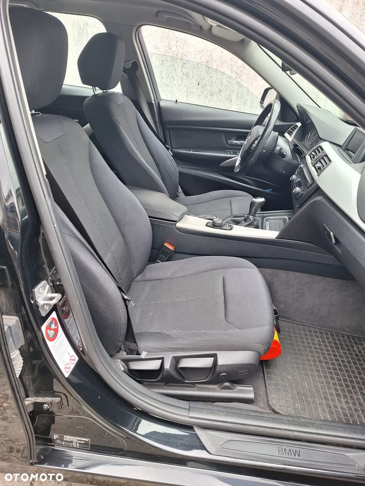BMW Seria 3 - 10
