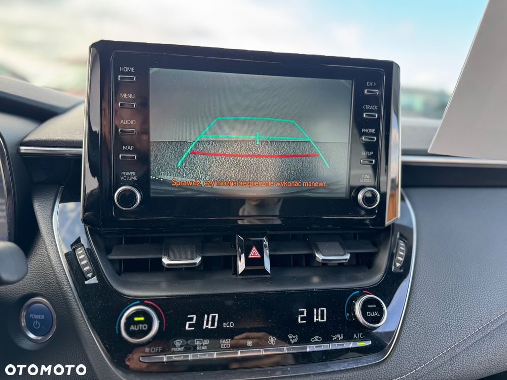 Toyota Corolla 2.0 Hybrid Comfort - 31