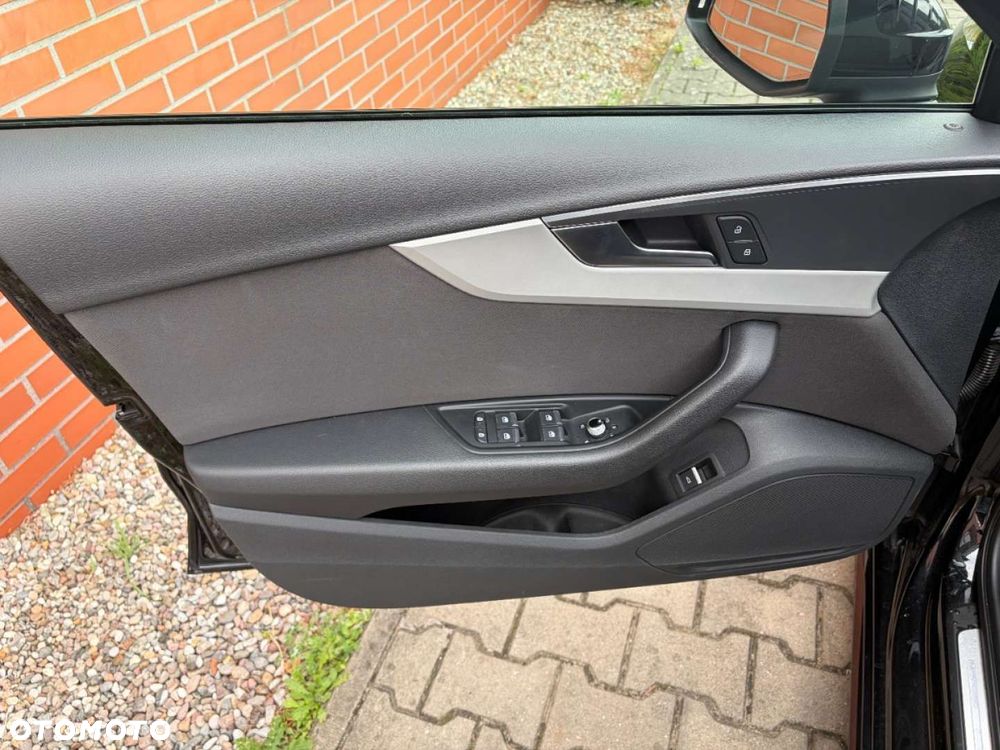 Audi A4 Avant 50 TDI quattro tiptronic S line - 26