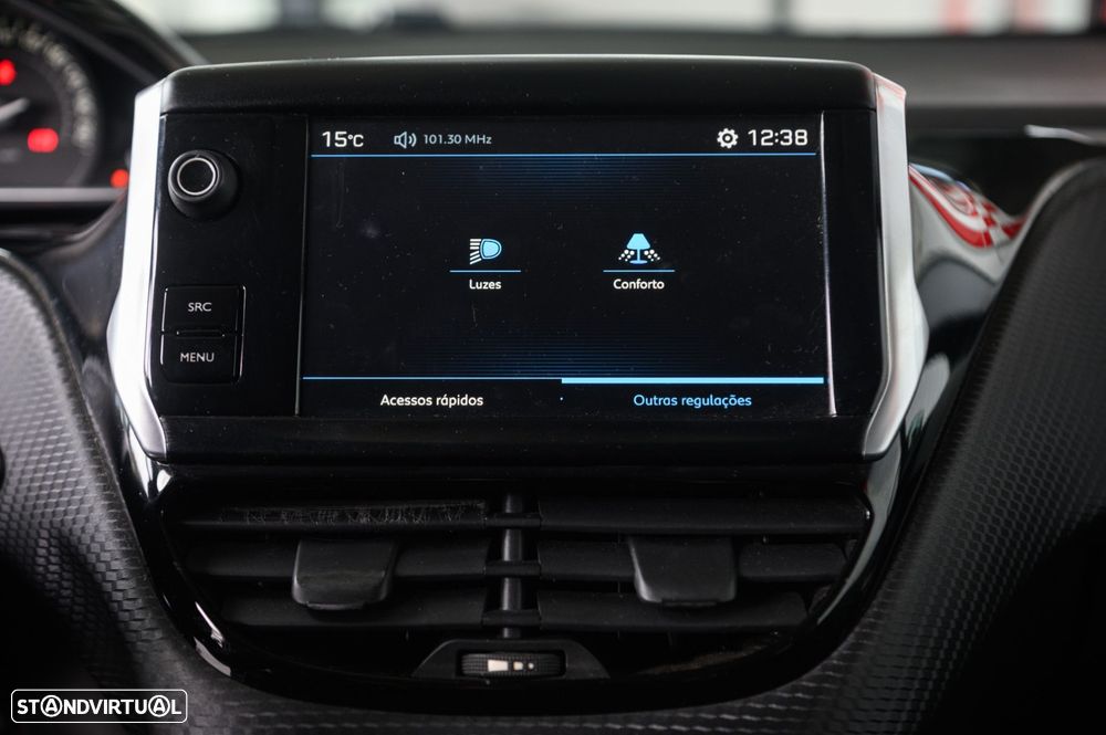 Peugeot 208 1.2 PureTech Style - 44