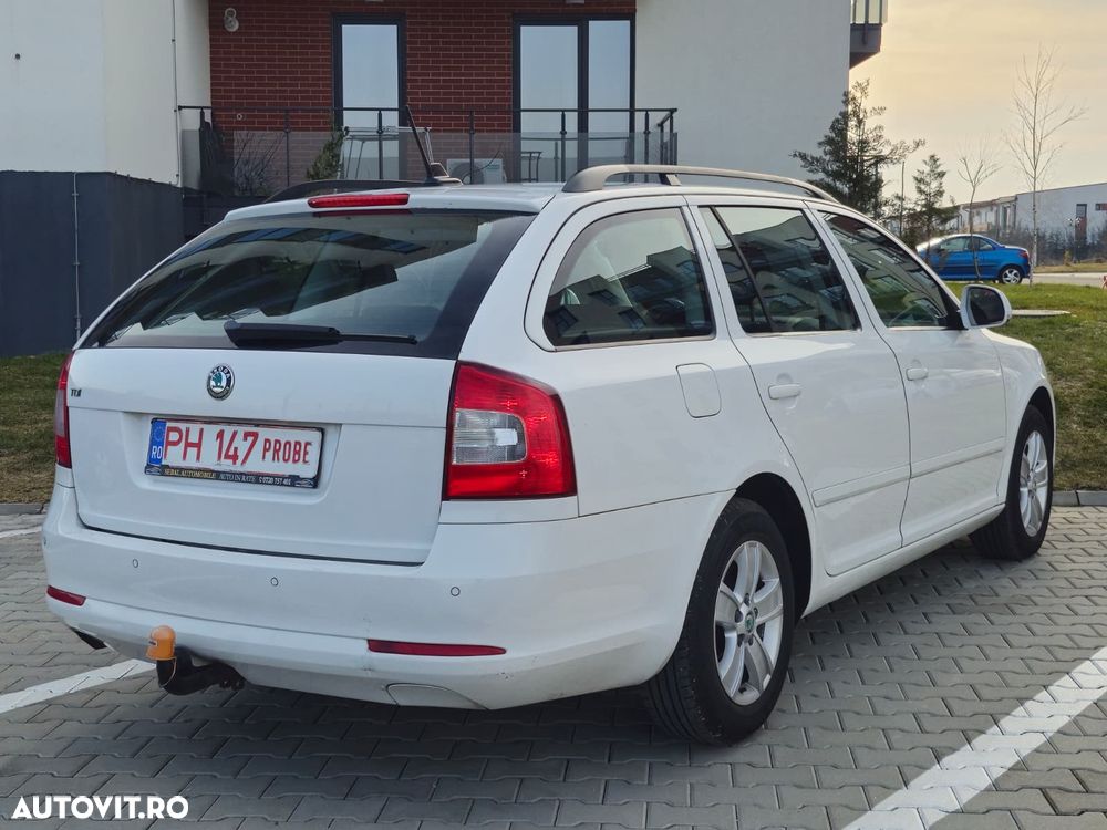 Skoda Octavia 1.6 TDI DPF Elegance - 6