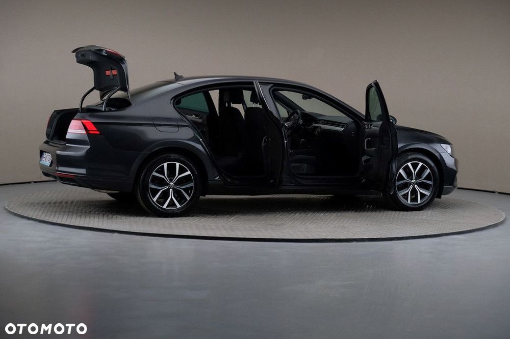 Volkswagen Passat 2.0 TSI Business DSG - 6