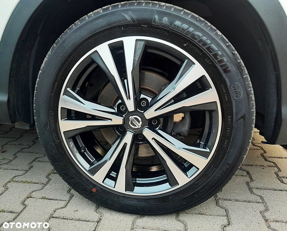 Nissan Qashqai 1.2 DIG-T N-Connecta - 4