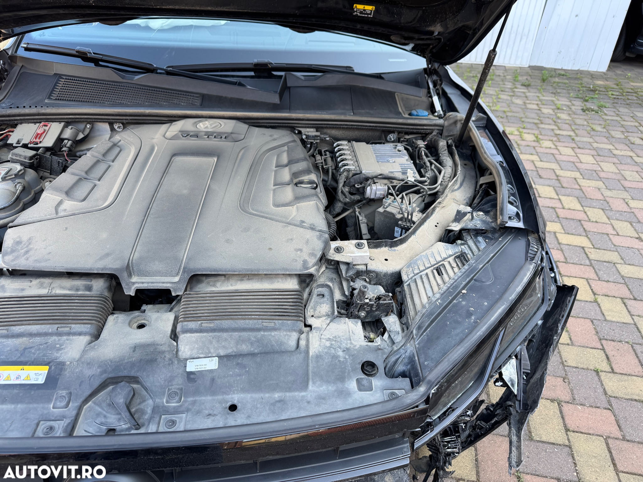 Volkswagen Touareg V6 TDI 4MOTION R-Line - 17