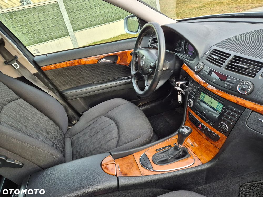 Mercedes-Benz Klasa E 220 CDI Automatik Elegance - 13