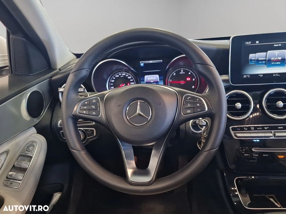 Mercedes-Benz C - 8