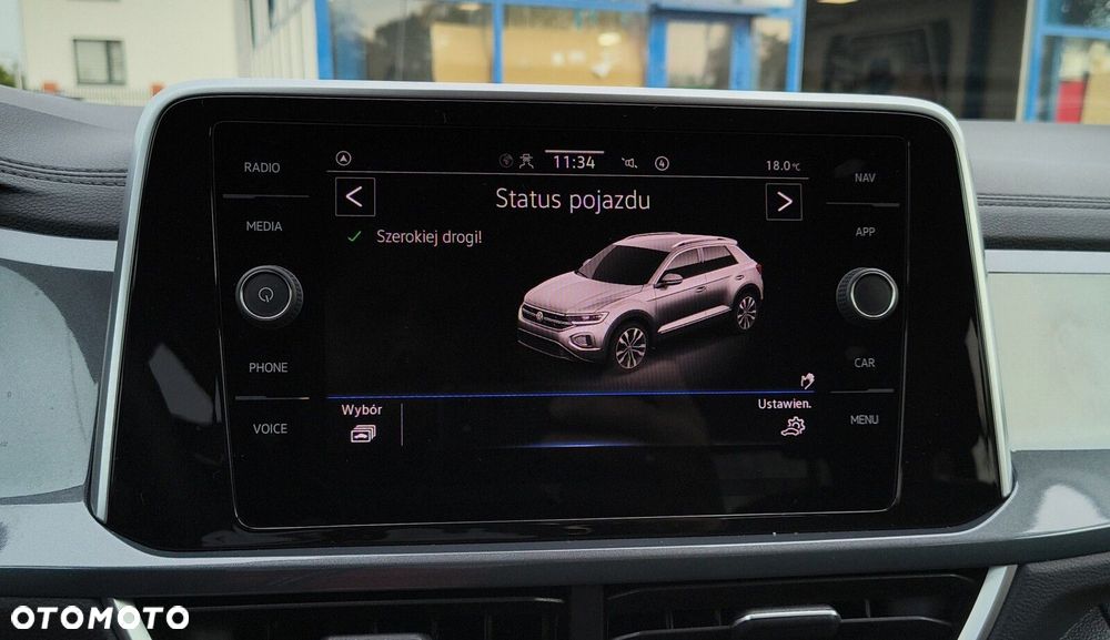 Volkswagen T-Roc - 24