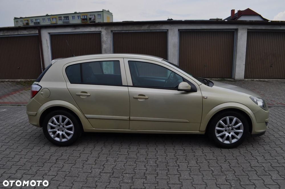 Opel Astra 1.6 Edition Plus - 3