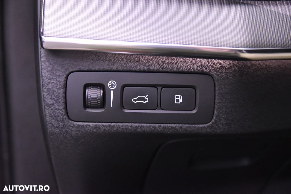 Volvo XC 90 - 16