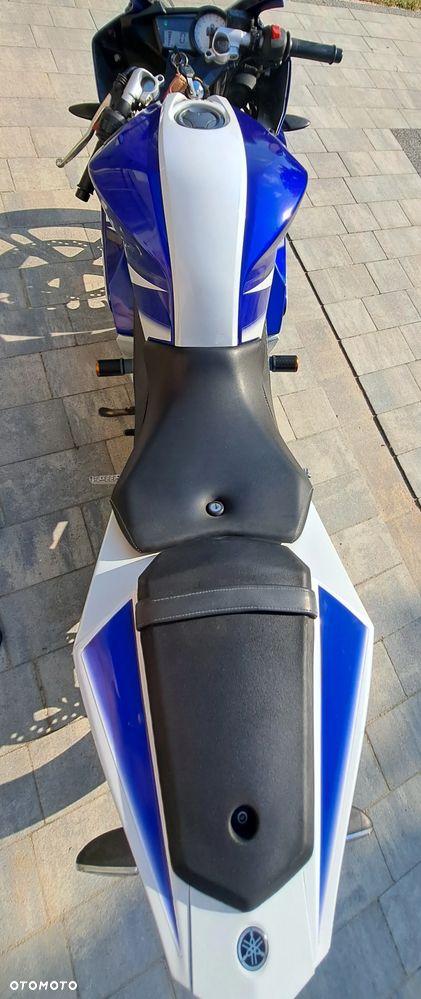 Yamaha YZF - 11