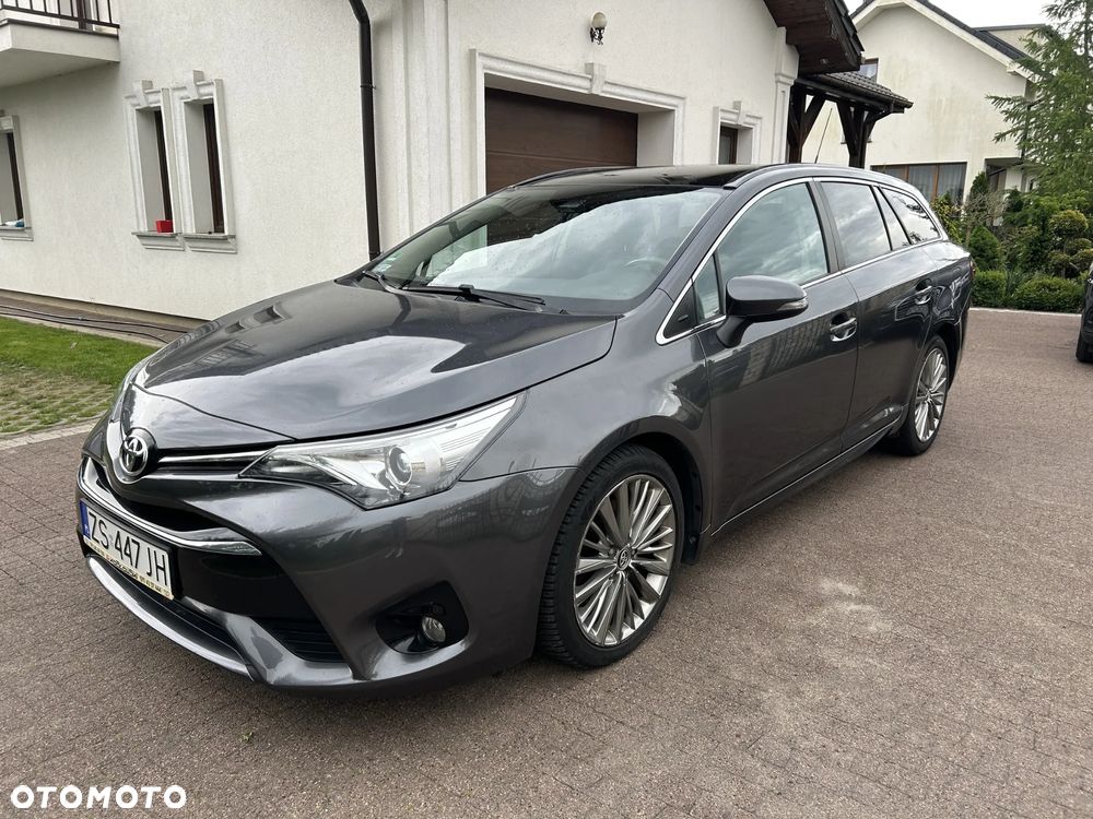 Toyota Avensis - 13