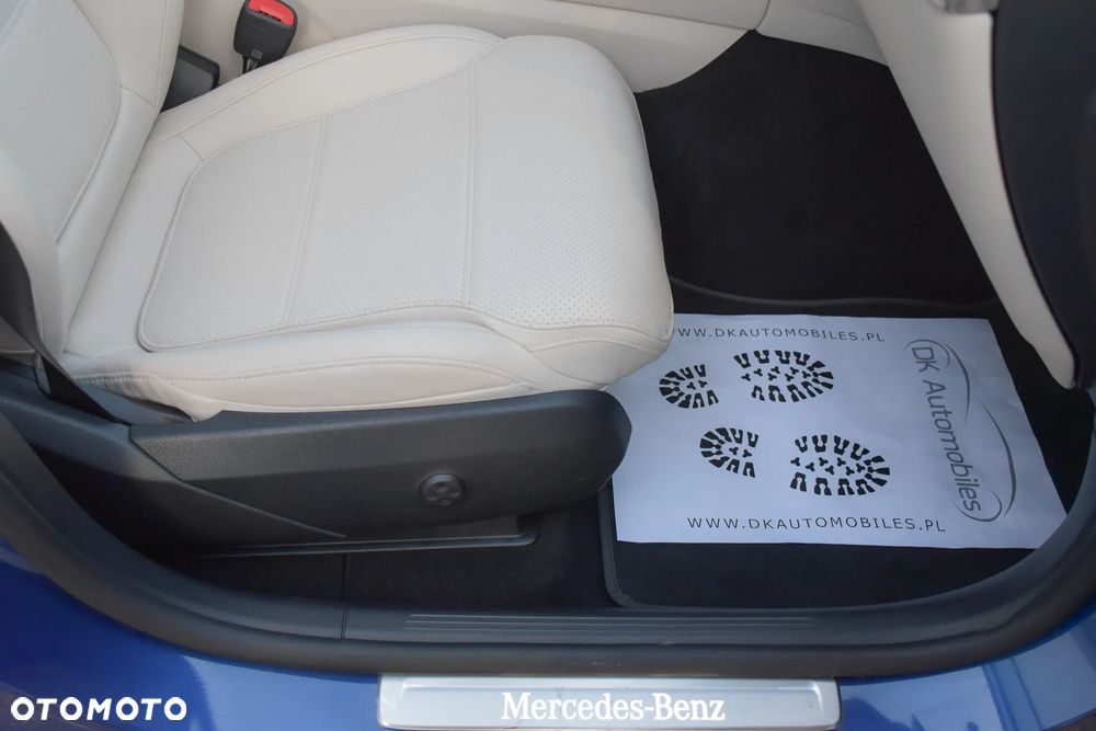 Mercedes-Benz GLC 200 4Matic 9G-TRONIC Avantgarde Advanced - 27