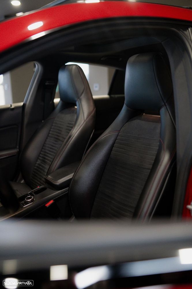 Mercedes-Benz CLA 220 - 31