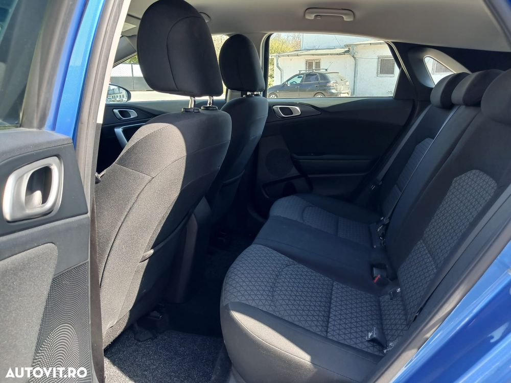 Kia Ceed 1.5 T-GDI Star - 11