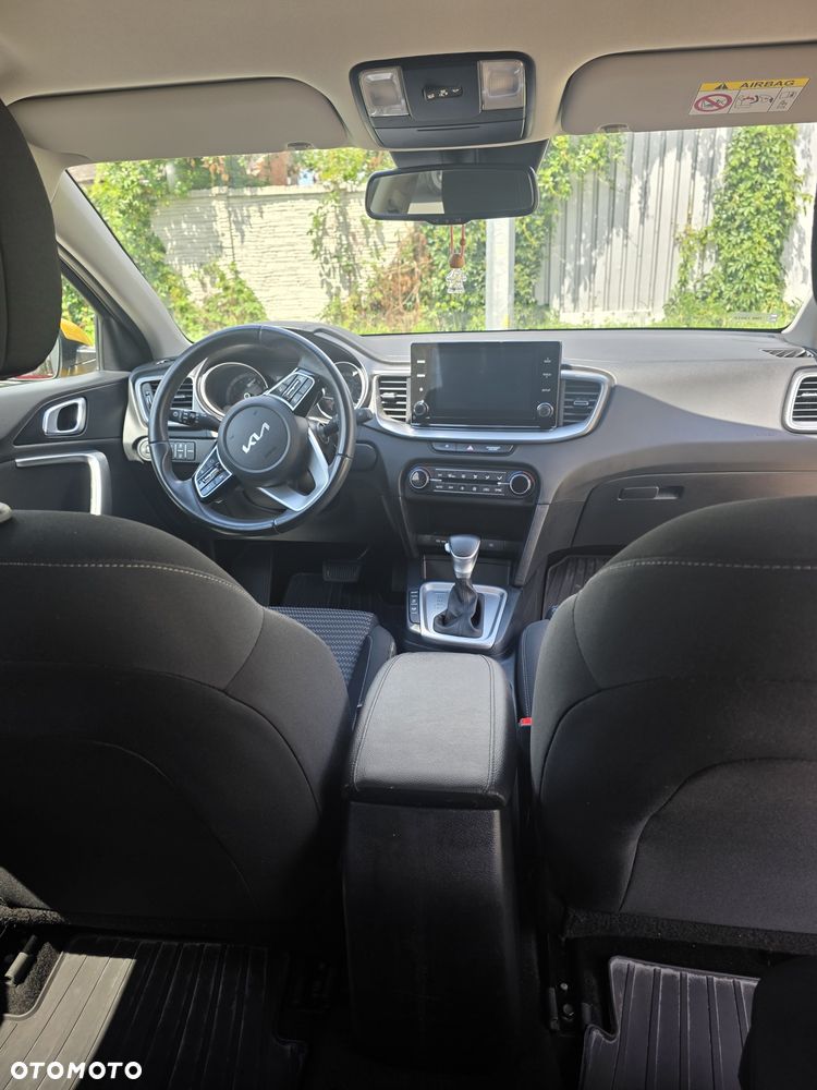 Kia XCeed - 4