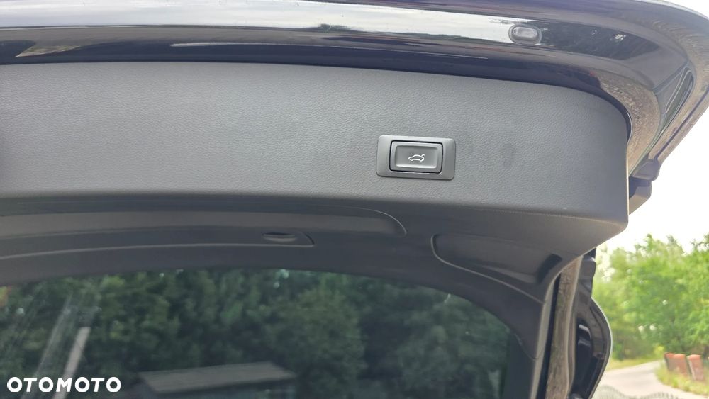 Audi A6 Avant 2.0 TDI quattro S tronic - 21