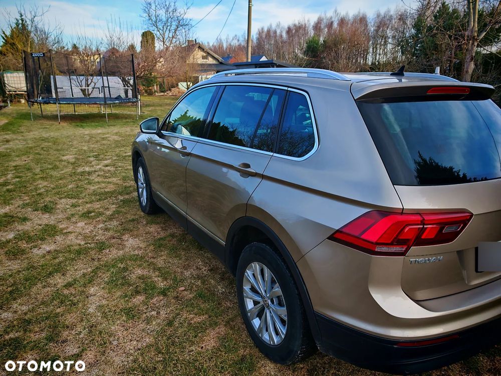 Volkswagen Tiguan - 8