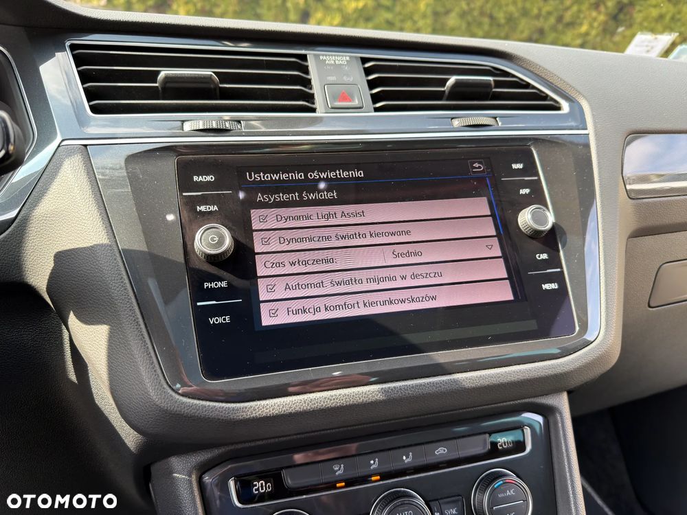 Volkswagen Tiguan - 37