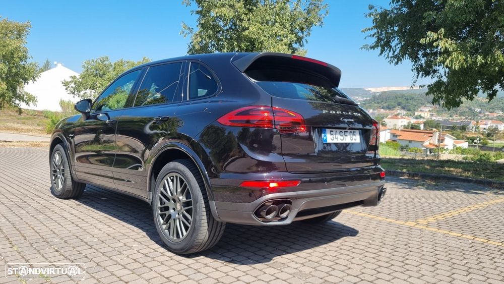 Porsche Cayenne Platinum Edition - 5