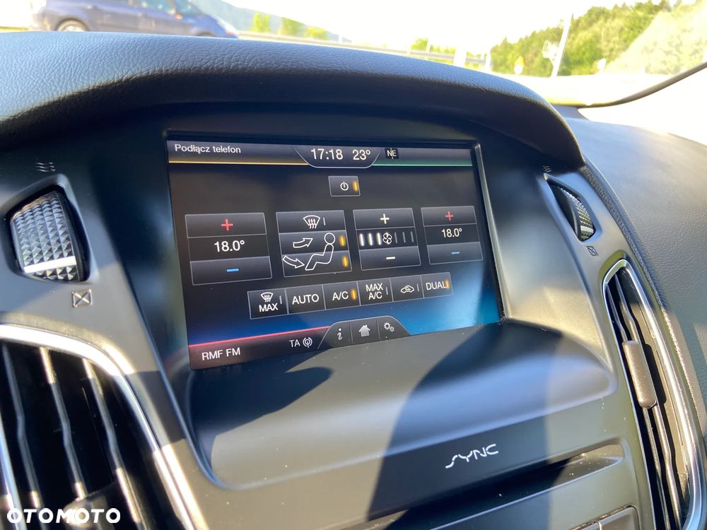 Ford Focus 1.0 EcoBoost Titanium - 19