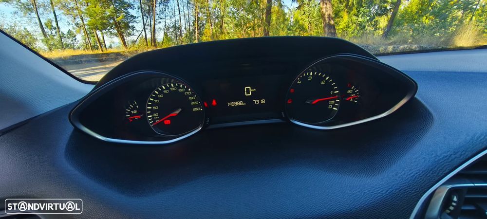 Peugeot 308 1.6 e-HDi Allure J18 - 8