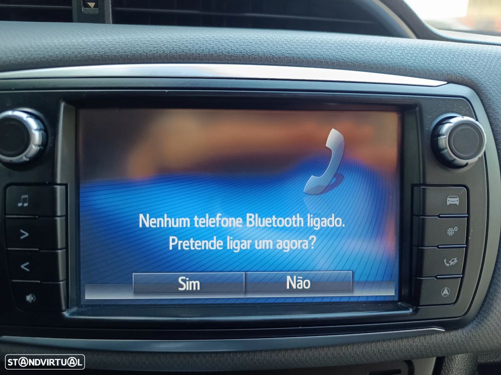 Toyota Yaris 1.5 HSD Comfort+Navi - 41