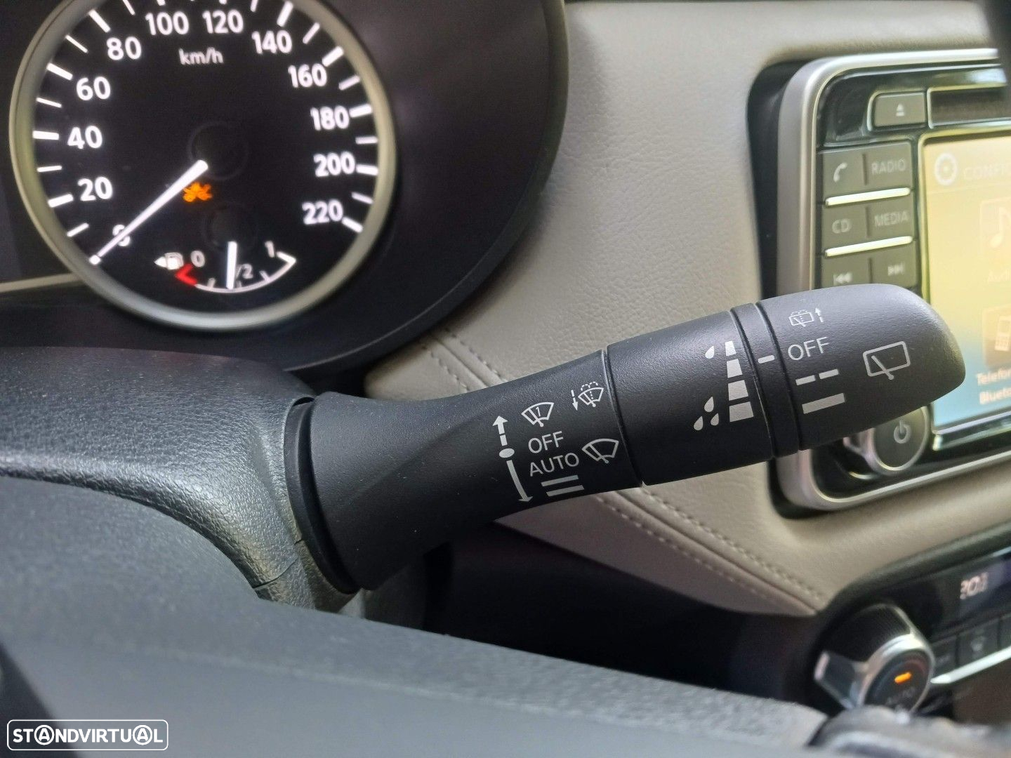 Nissan Micra 0.9 IG-T N-Connecta Urban S/S - 26