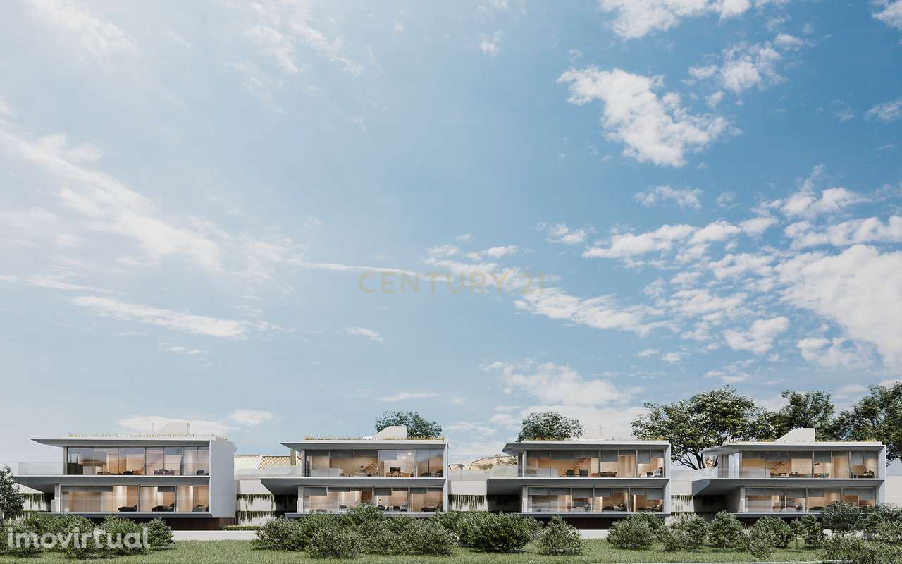 Luxuosa Moradia em Condomínio com Extraordinária Vista Mar em Cascais - Grande imagem: 3/17