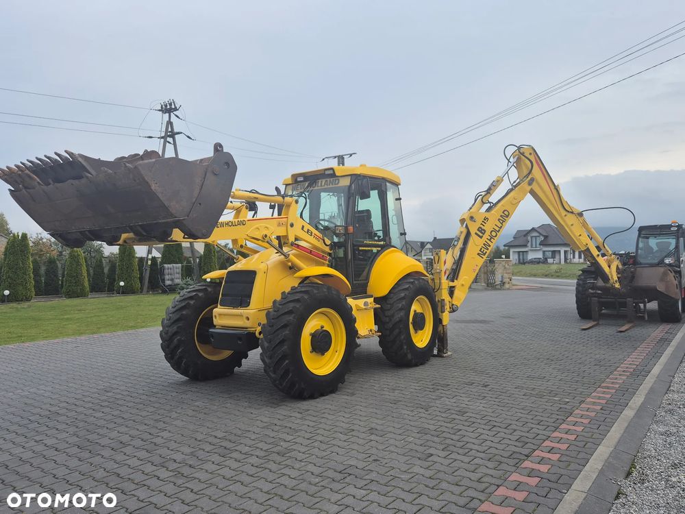 New Holland LB115B/ Maszyna sprowadzona/ - 2
