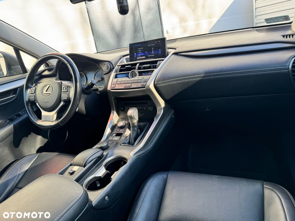 Lexus NX 200t Elite AWD - 22