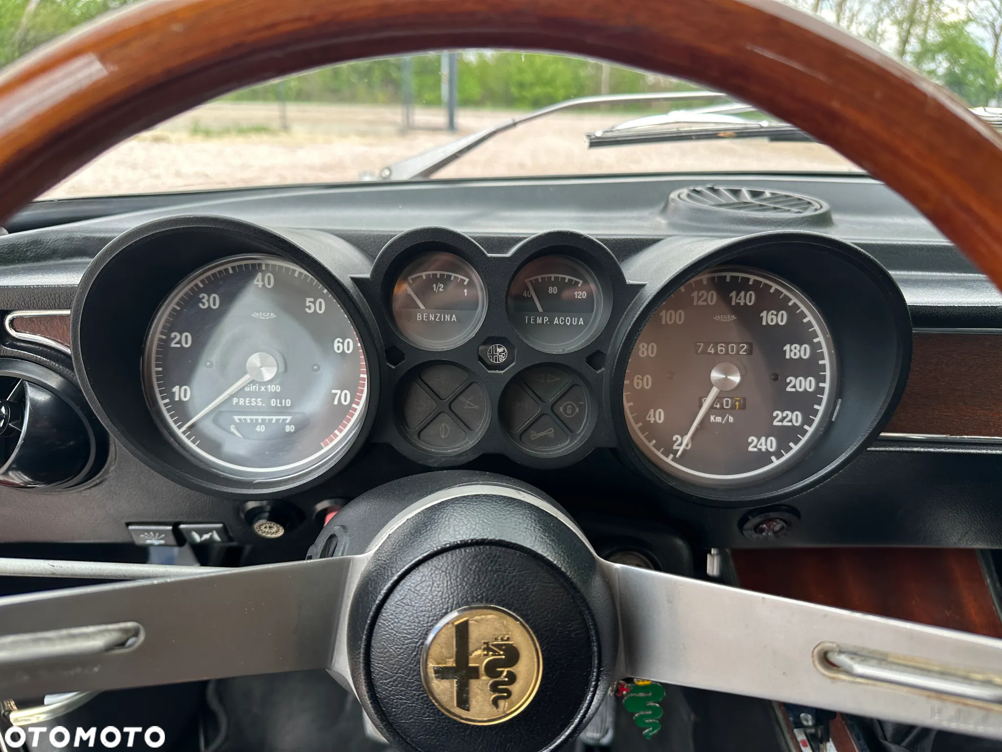 Alfa Romeo GTV - 33