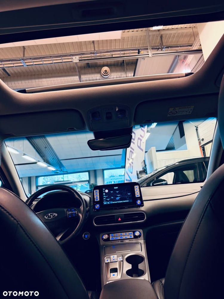 Hyundai Kona Premium - 12