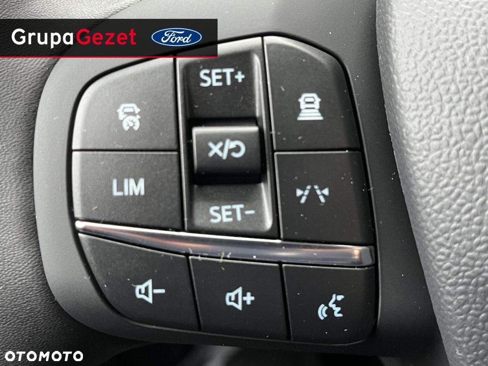 Ford Tourneo Courier - 10