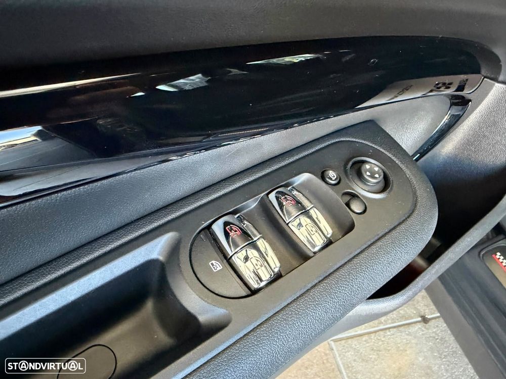 MINI Clubman John Cooper Works ALL4 - 18