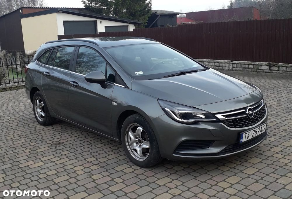 Opel Astra 1.6 CDTI Enjoy - 2