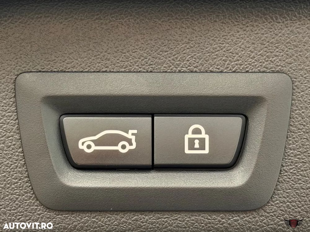 BMW X5 xDrive45e - 38