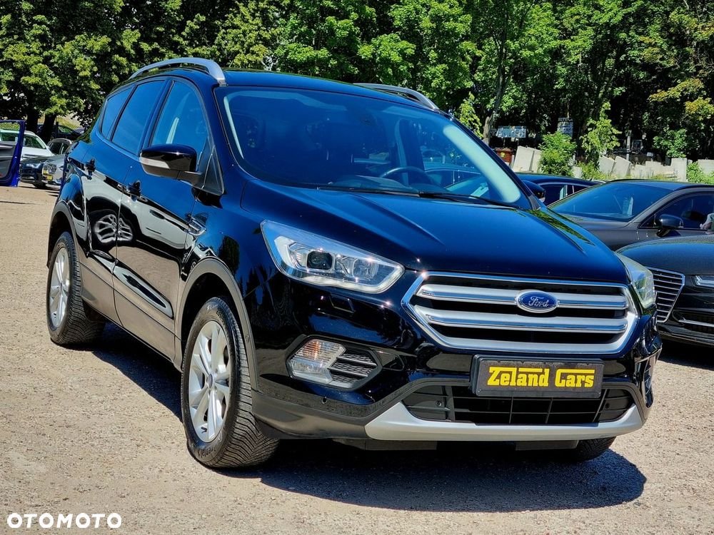 Ford Kuga 1.5 EcoBoost 2x4 Titanium - 3