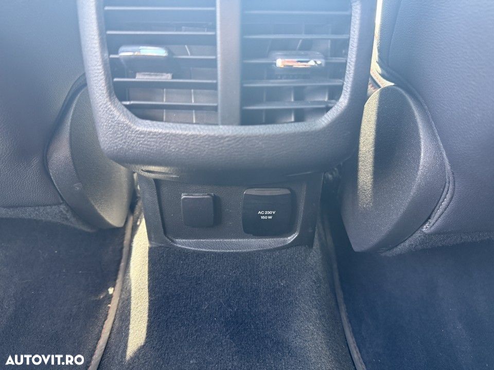 Ford Mondeo - 37