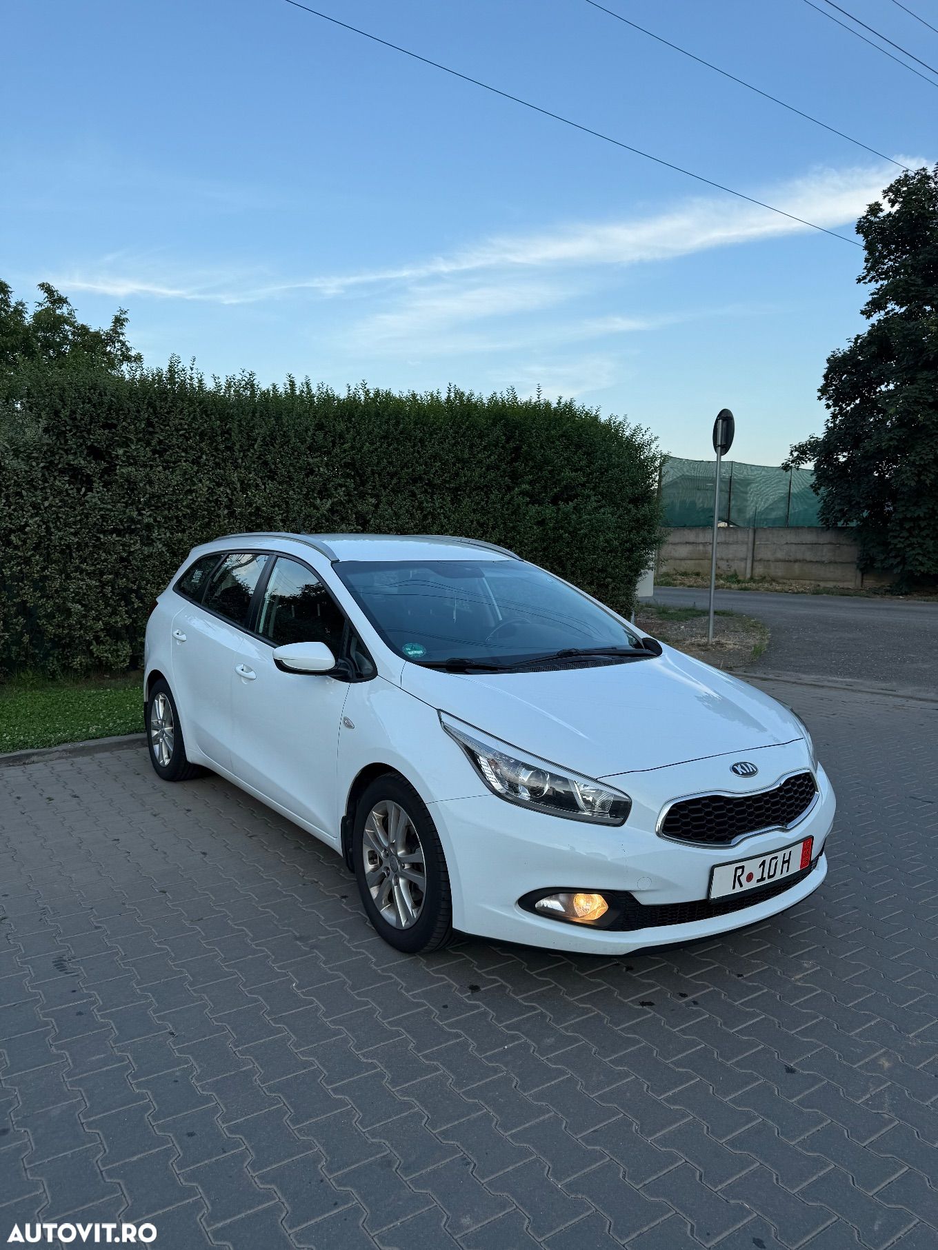 Kia Ceed - 1