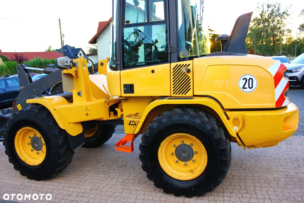 Volvo L30G - 3