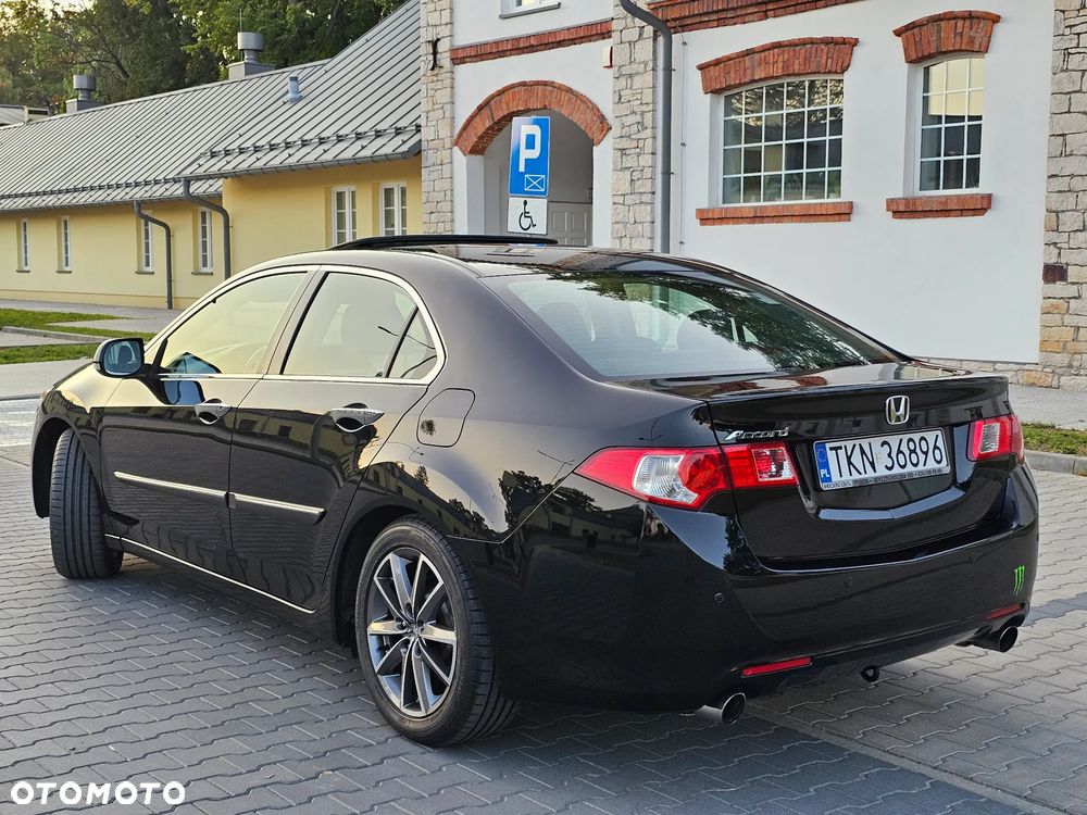Honda Accord 2.4 Executive - 8